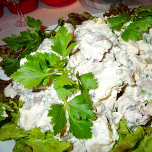 Салат из шампиньонов с вареным окороком и спаржей. Салат из шампиньонов с вареным окороком и спаржей.