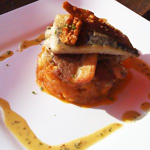 Рыба, тушенная с грибами и луком Рыба, тушенная с грибами и луком