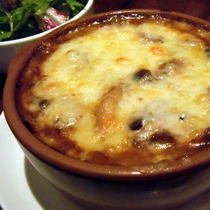 Шампиньоны, запеченные с сыром Шампиньоны, запеченные с сыром